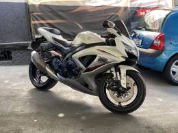 SUZUKI - GSX - 2011/2011 - Branca - R$ 42.900,00
