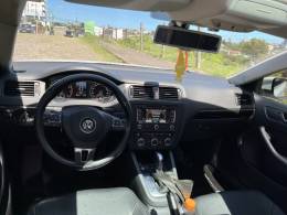 VOLKSWAGEN - JETTA - 2014/2014 - Branca - R$ 72.900,00