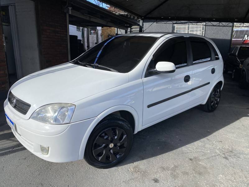 CHEVROLET - CORSA - 2003/2003 - Branca - R$ 19.900,00