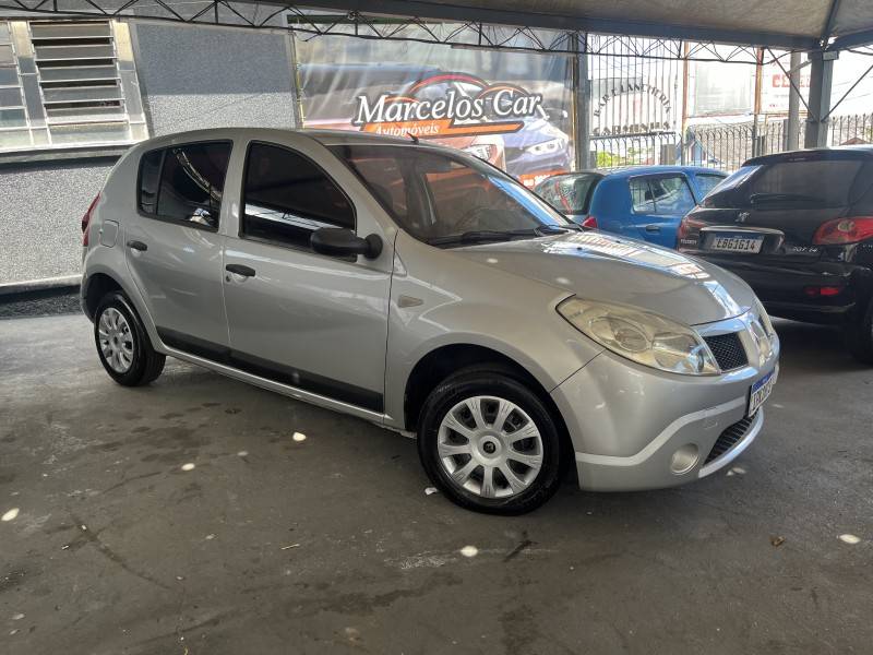 RENAULT - SANDERO - 2009/2009 - Prata - R$ 25.900,00