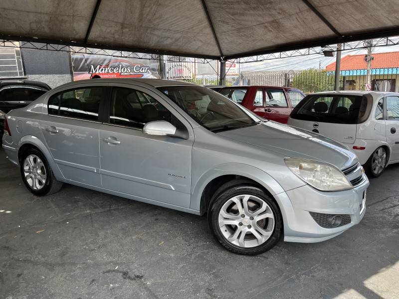 CHEVROLET - VECTRA - 2011/2011 - Prata - R$ 33.900,00
