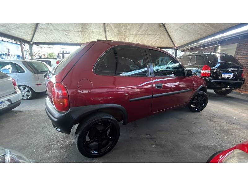CHEVROLET - CORSA - 1996/1996 - Vermelha - R$ 15.500,00
