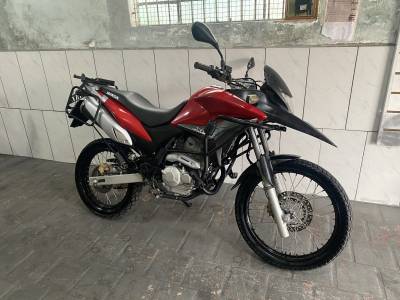 HONDA - XRE 300 - 2010/2011 - Vermelha - R$ 16.500,00