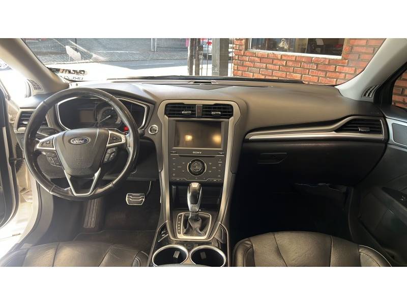 FORD - FUSION - 2013/2013 - Branca - R$ 72.900,00