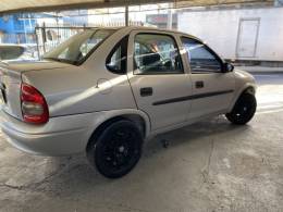 CHEVROLET - CORSA - 2001/2001 - Prata - R$ 17.500,00