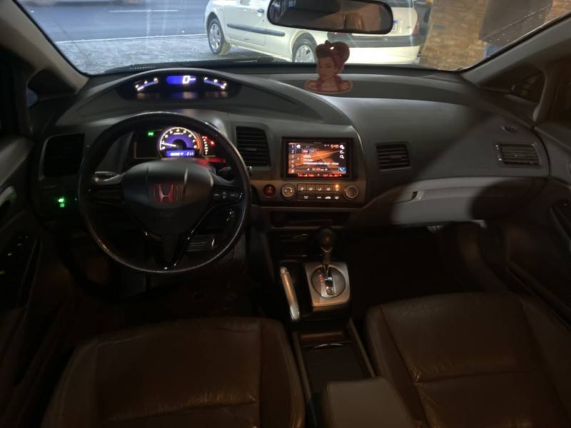 HONDA - CIVIC - 2009/2010 - Cinza - R$ 49.900,00