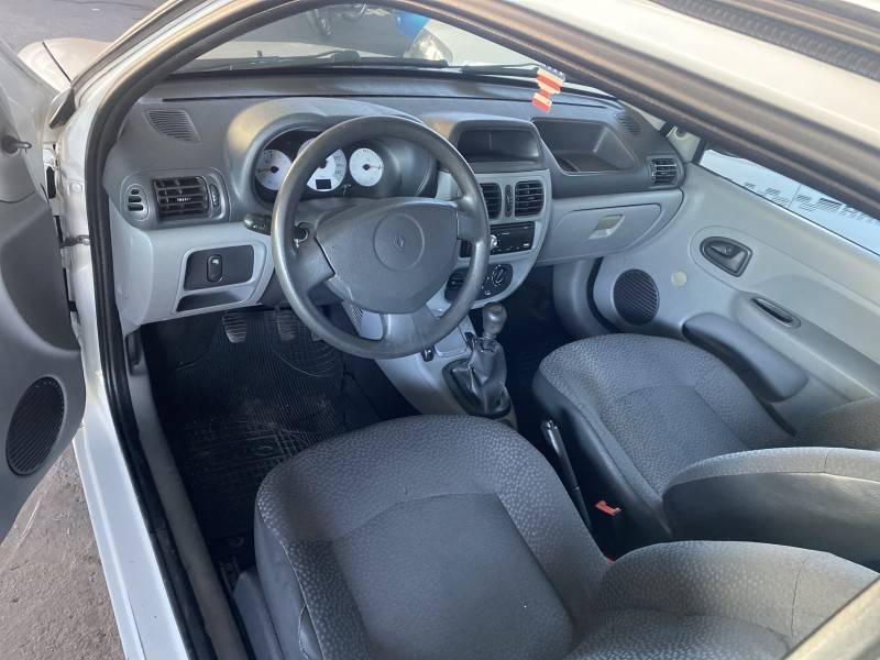 RENAULT - CLIO - 2009/2009 - Branca - R$ 22.900,00
