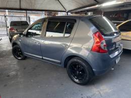RENAULT - SANDERO - 2008/2008 - Cinza - R$ 26.900,00