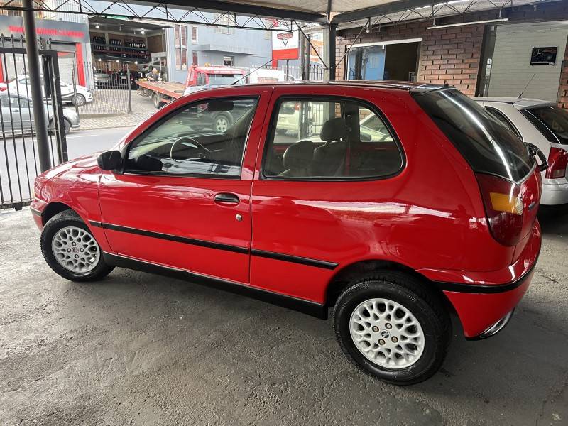 FIAT - PALIO - 1997/1997 - Vermelha - R$ 14.500,00