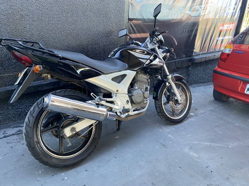 HONDA - CBX 250 TWISTER - 2007/2007 - Preta - R$ 9.900,00
