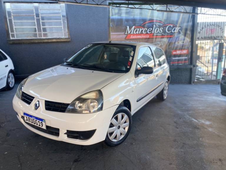 RENAULT - CLIO - 2009/2009 - Branca - R$ 22.900,00