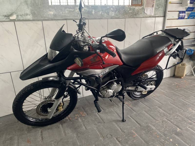HONDA - XRE 300 - 2010/2011 - Vermelha - R$ 16.500,00