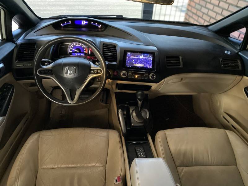 HONDA - CIVIC - 2008/2008 - Branca - R$ 45.900,00