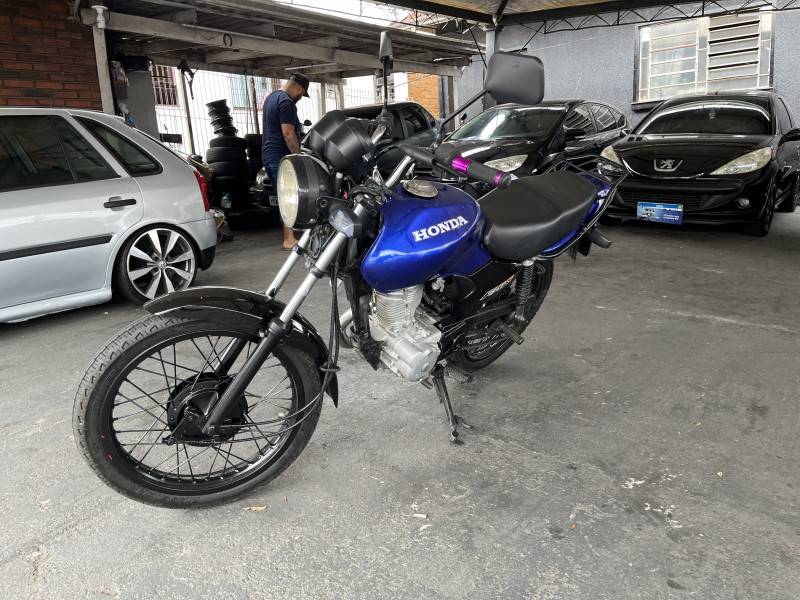 HONDA - CG 125 - 2005/2005 - Azul - R$ 7.900,00