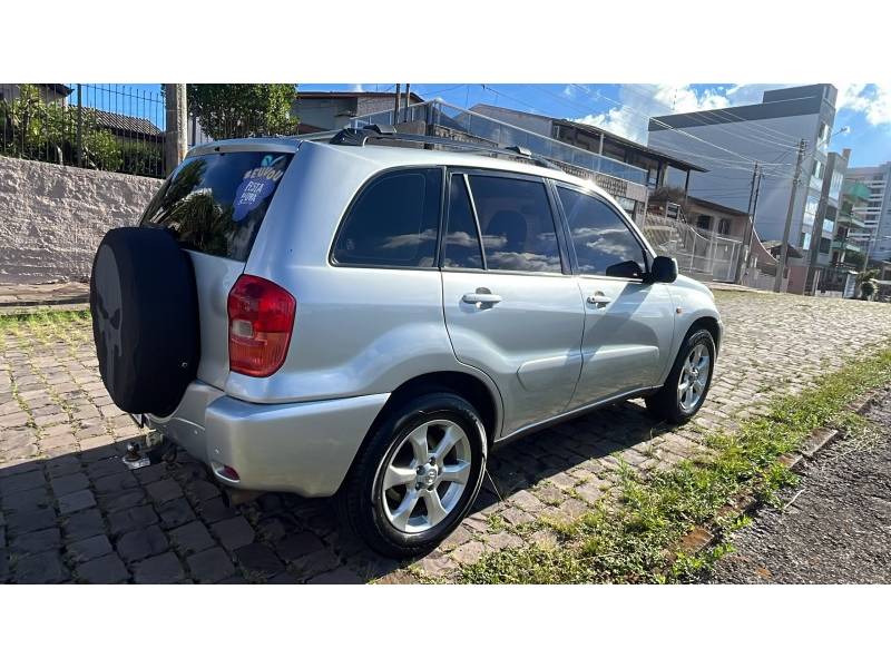 TOYOTA - RAV4 - 2002/2002 - Prata - R$ 35.500,00