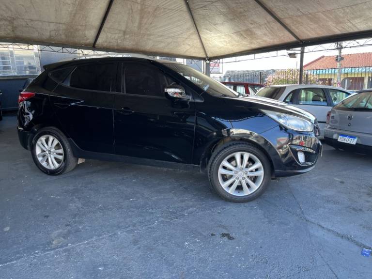 HYUNDAI - IX35 - 2011/2012 - Preta - R$ 65.900,00