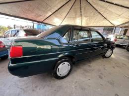 VOLKSWAGEN - SANTANA - 2000/2000 - Verde - R$ 19.900,00