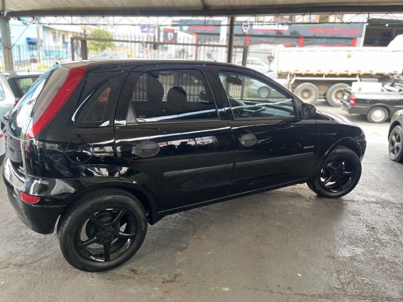 CHEVROLET - CORSA - 2009/2009 - Preta - R$ 25.900,00