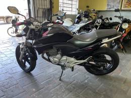 HONDA - CB 300R - 2012/2012 - Preta - R$ 14.200,00