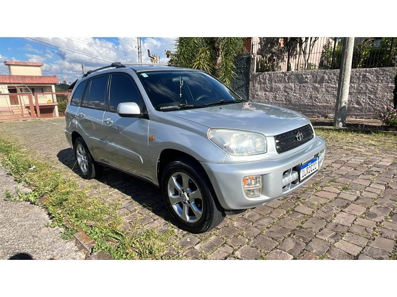 TOYOTA - RAV4 - 2002/2002 - Prata - R$ 35.500,00