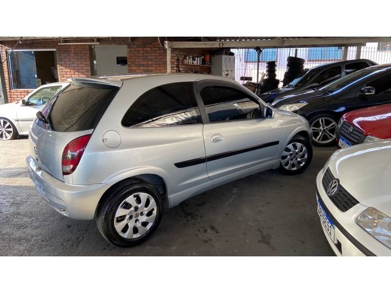 CHEVROLET - CELTA - 2002/2002 - Cinza - R$ 14.900,00