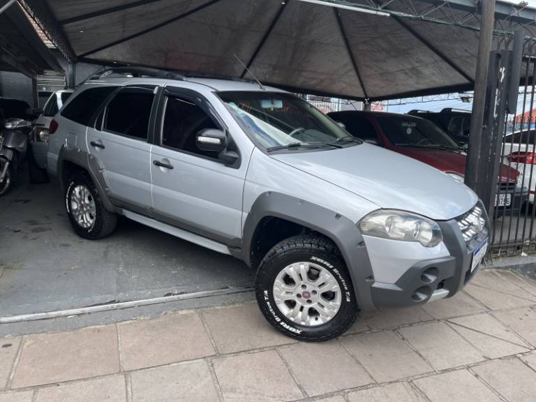 FIAT - PALIO - 2012/2012 - Prata - R$ 43.900,00